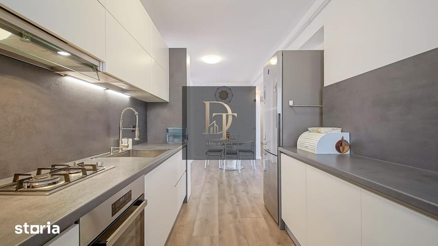 Apartament cu 5 camere în Noua