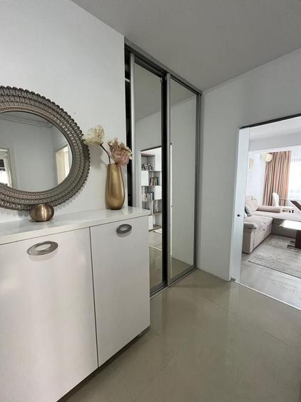 Apartament cu 2 camere decomandat în Aviației
