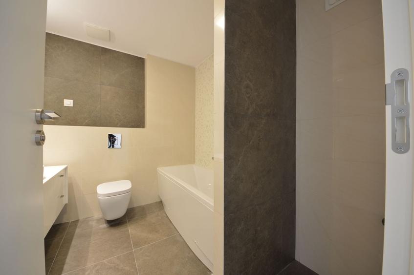 Apartament cu 3 camere decomandat, mobilat în Aviatorilor