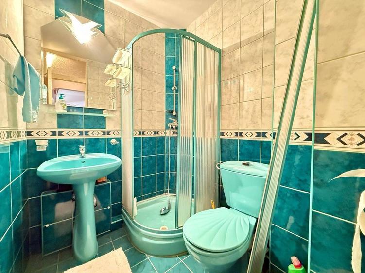 Apartament cu 4 camere decomandat, mobilat în Zorilor