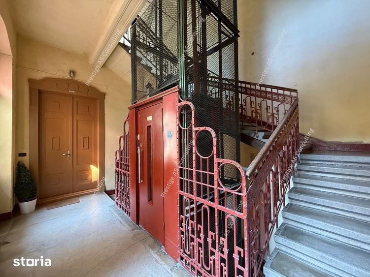 Spațiu comercial, de 150 mp, în Central