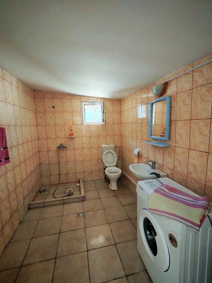 Casă cu 1 camere cu Teren 55 Mp în Exterior Vest