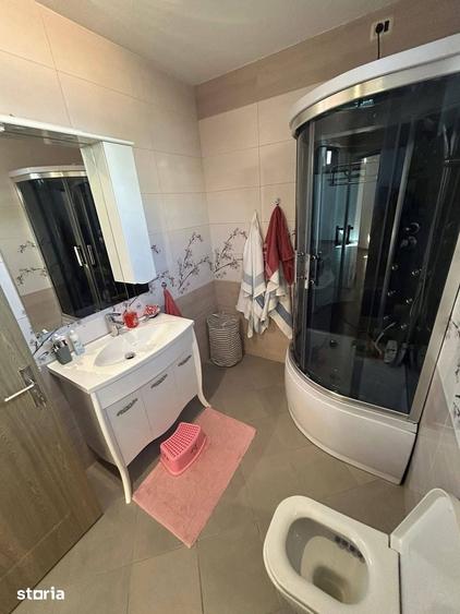 Casă cu 3 camere cu Teren 648 Mp în Central