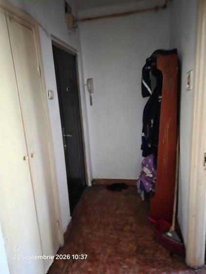 Apartament cu 2 camere semidecomandat în Exterior Vest