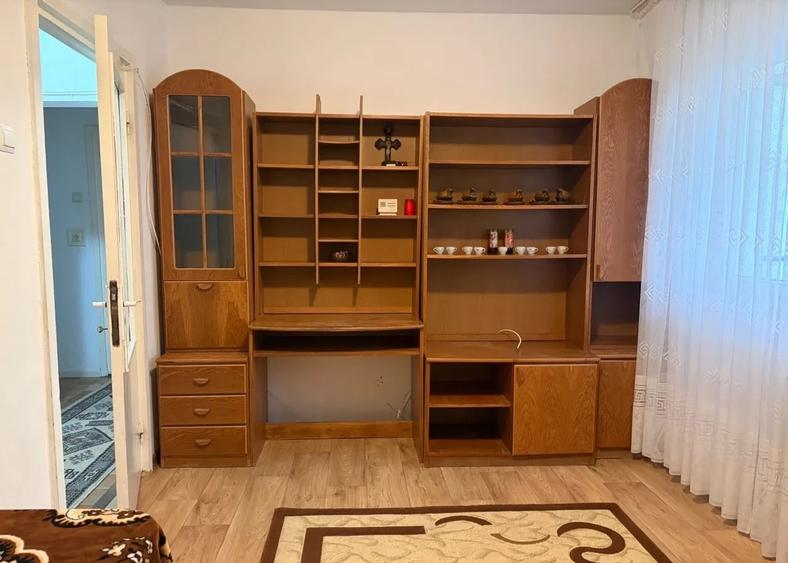 Apartament cu 2 camere decomandat în Mircea cel Bătrân