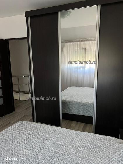 Apartament cu 3 camere semidecomandat în Colentina