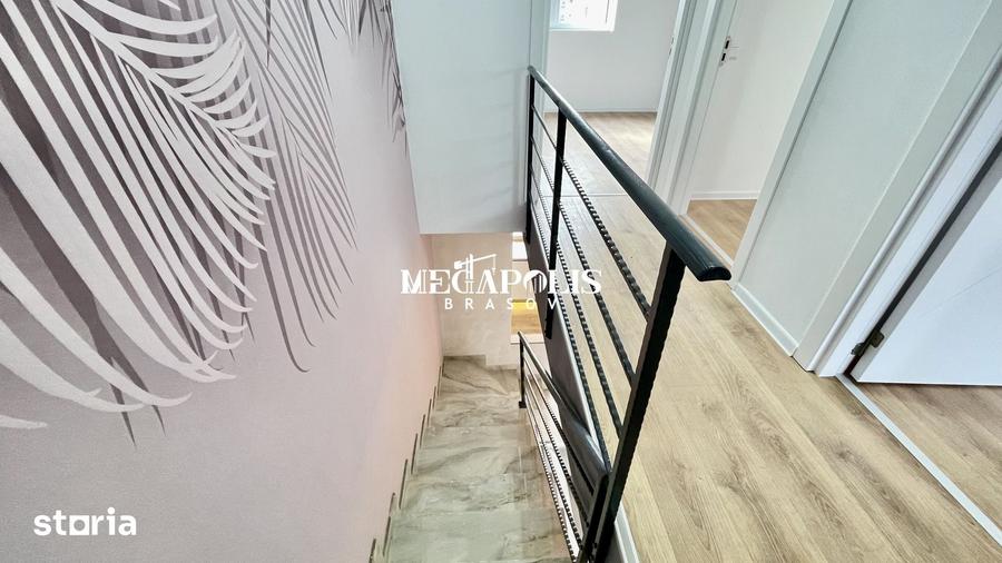 Casă cu 4 camere cu Teren 300 Mp în Central