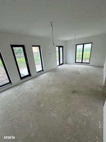 Casă cu 4 camere cu Teren 560 Mp în Hărman