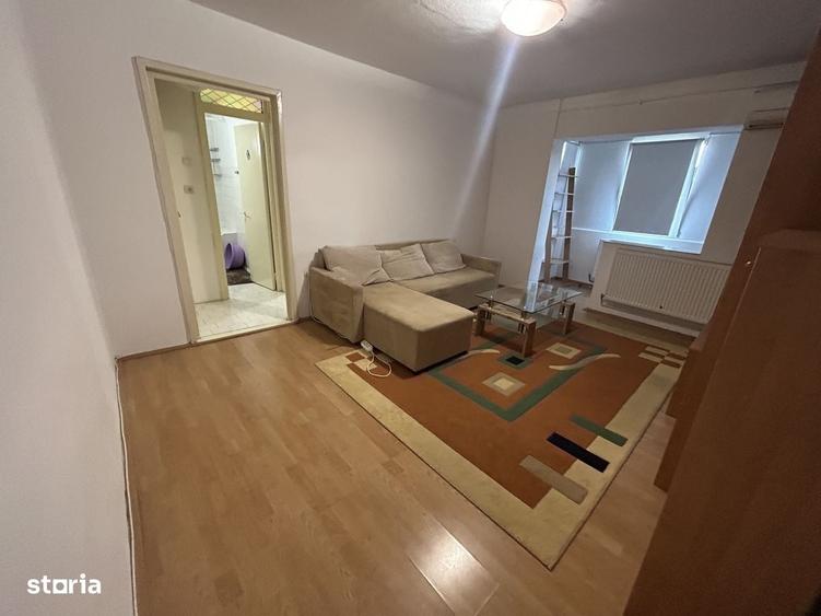 Apartament cu 2 camere semidecomandat în Circumvalațiunii