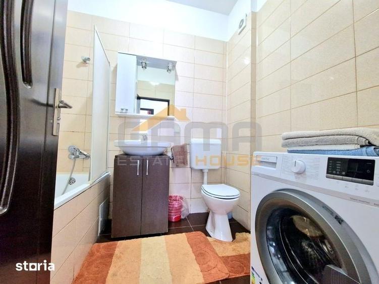 Apartament cu 3 camere în Intim