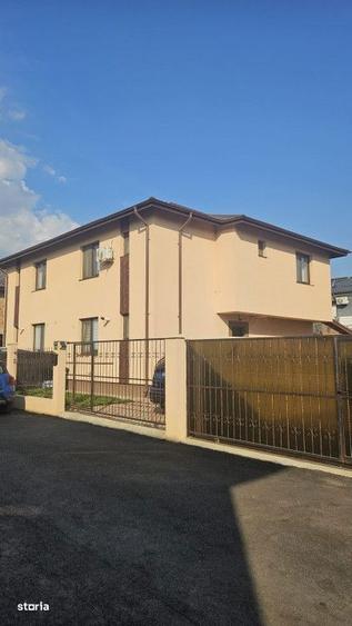 Casă cu 4 camere cu Teren 215 Mp în Prelungirea Ghencea