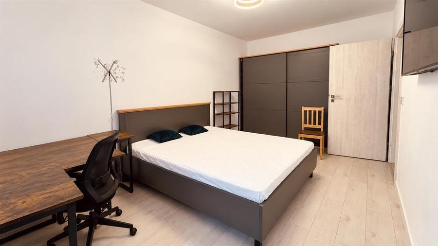 Apartament cu 2 camere decomandat, mobilat în Cristian