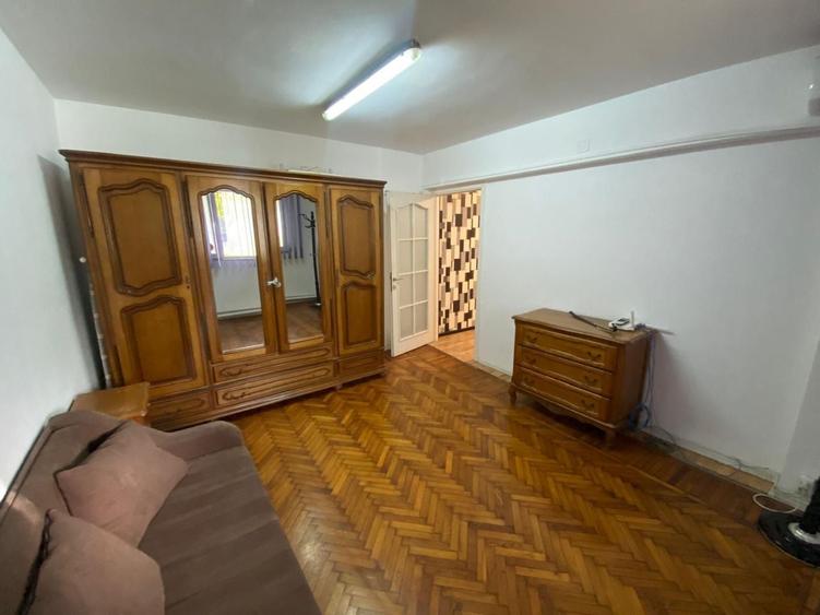 Spațiu comercial, de 45 mp, în Tineretului