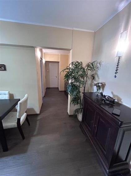 Apartament cu 3 camere decomandat, mobilat în Răcădău