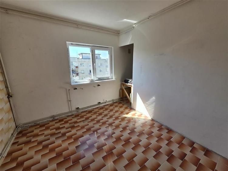 Apartament cu 2 camere decomandat în Sebastian