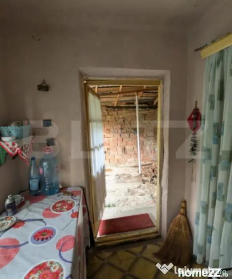 Casă cu 3 camere cu Teren 2540 Mp în Central