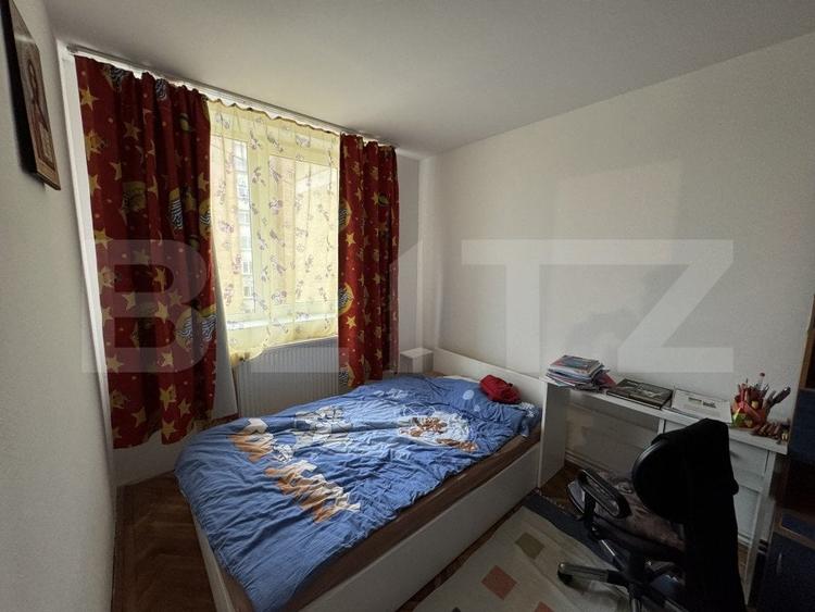Apartament cu 4 camere,zona Progresul - 7