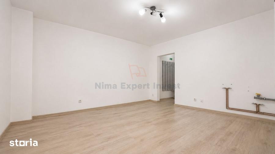 Spațiu comercial, de 50 mp, în Centrul Civic