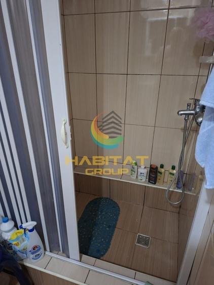 Casă individuală cu 4 camere cu Canalizare în Eroii Revoluției