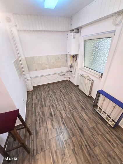 Spațiu comercial, de 50 mp, în Central
