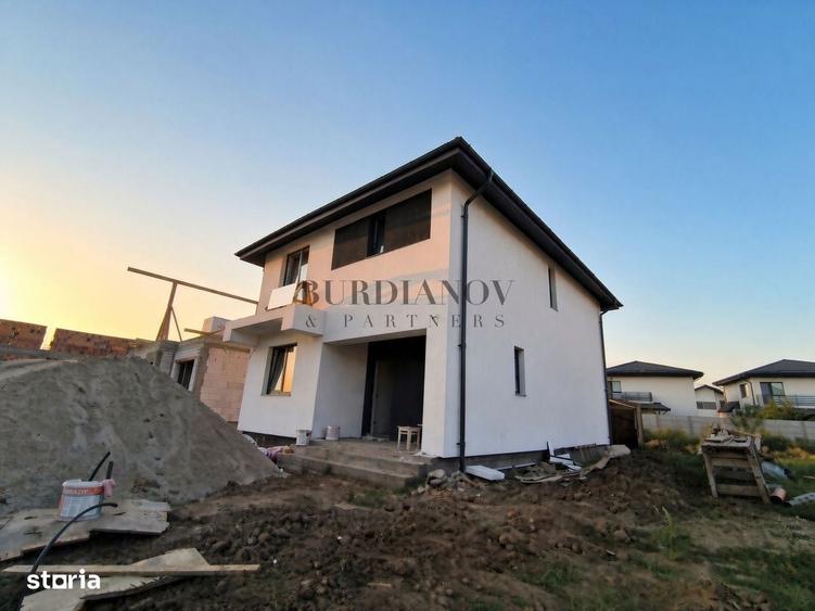 Casă cu 4 camere în Central