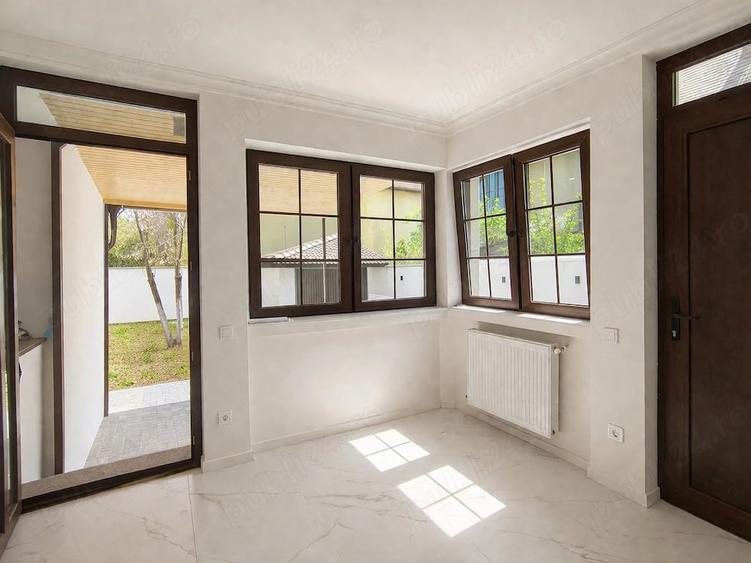 Casă cu Teren 299 Mp în Central