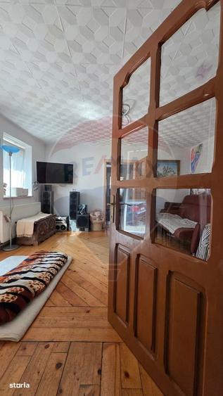 Casă cu 3 camere cu Teren 1750 Mp în Dârlos