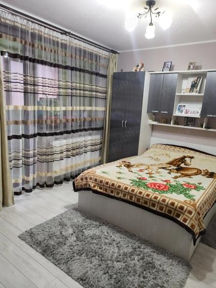 Casă cu 5 camere cu Teren 183 Mp în Central