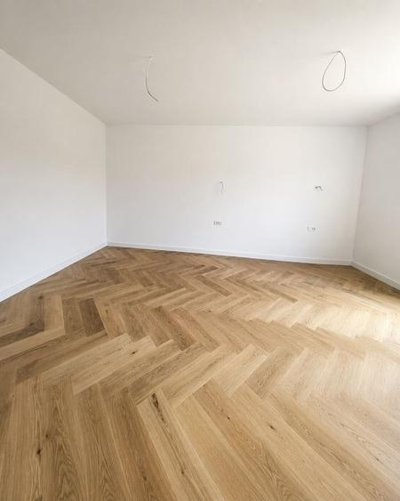 Casă cu 4 camere cu Teren 500 Mp în Corbeanca