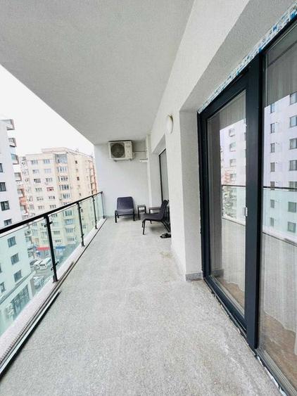 Apartament cu 2 camere semidecomandat, mobilat în Timpuri Noi