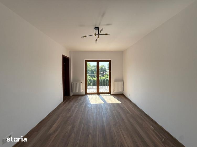 Casă cu 7 camere cu Teren 530 Mp în Berceni