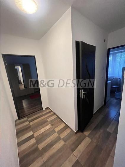 Garsonieră decomandată în Complex Studențesc