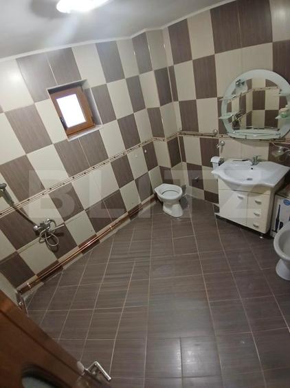 Casă individuală cu 5 camere cu Canalizare în Sânpetru