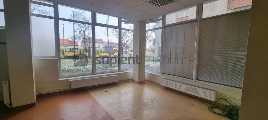 Spațiu comercial, de 179 mp, în Cantemir