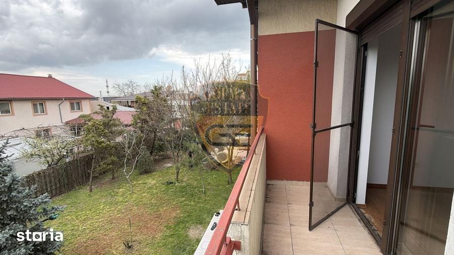 Casă cu 5 camere cu Teren 500 Mp în Agigea