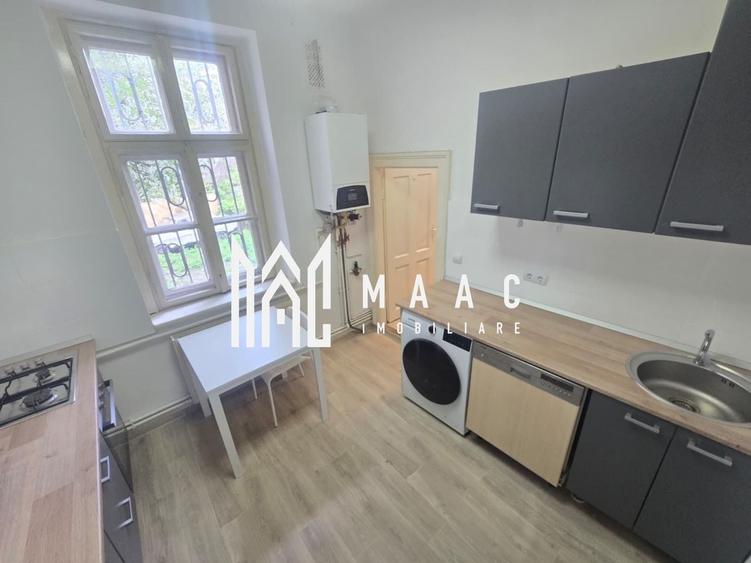 Apartament cu 3 camere semidecomandat în Trei Stejari