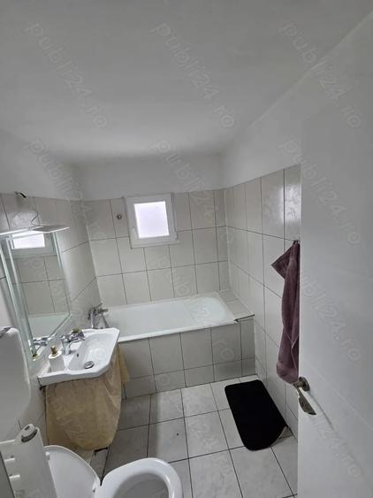 Apartament cu 3 camere decomandat în Lotus