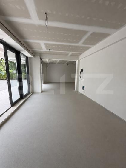 Spațiu comercial, de 101.69999694824 mp, în Piața Centrală