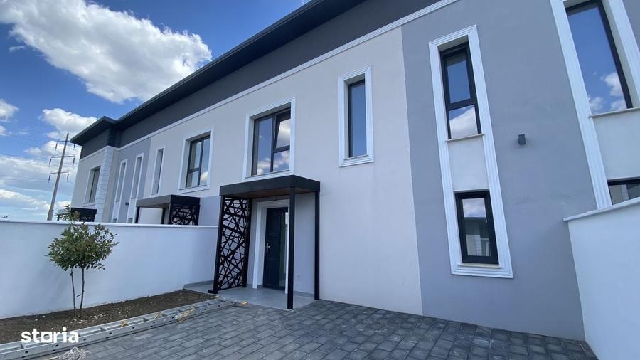 Casă cu 4 camere în Valea Lupului