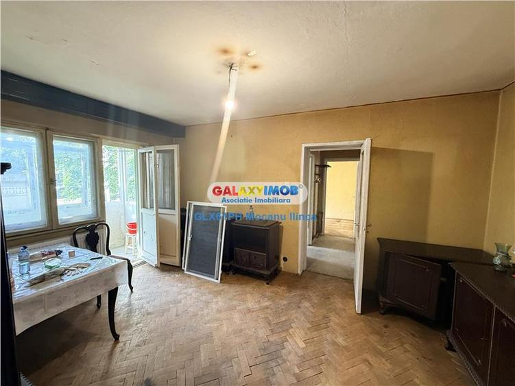 Apartament cu 3 camere semidecomandat în Nord