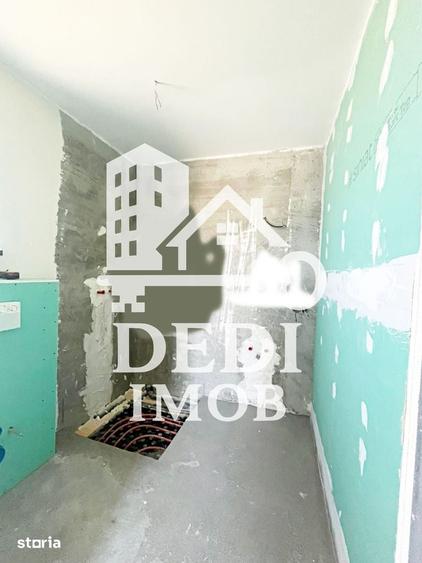Casă cu 3 camere decomandat cu Teren 300 Mp în Sânmartin