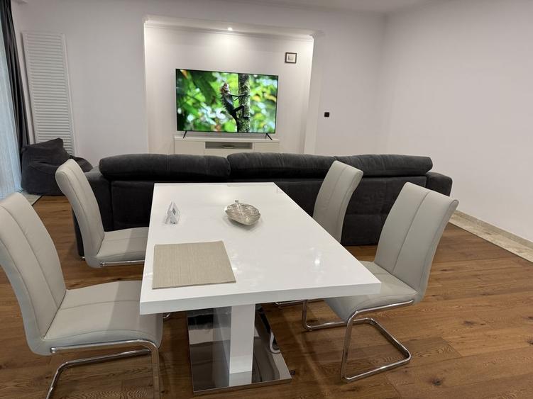 Apartament cu 3 camere decomandat, mobilat în Parcul Circului