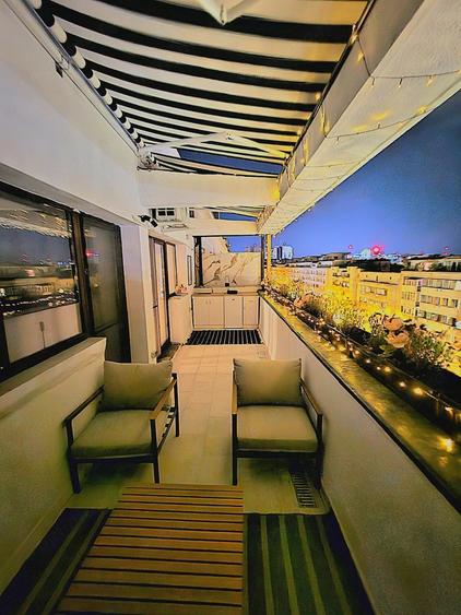 Apartament cu 4 camere decomandat în Victoriei
