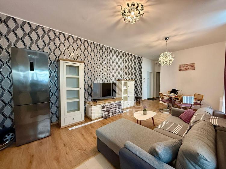 Apartament cu 2 camere semidecomandat, mobilat în Tipografilor