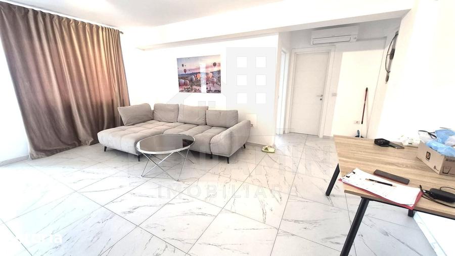 Apartament cu 2 camere semidecomandat în Cârcea