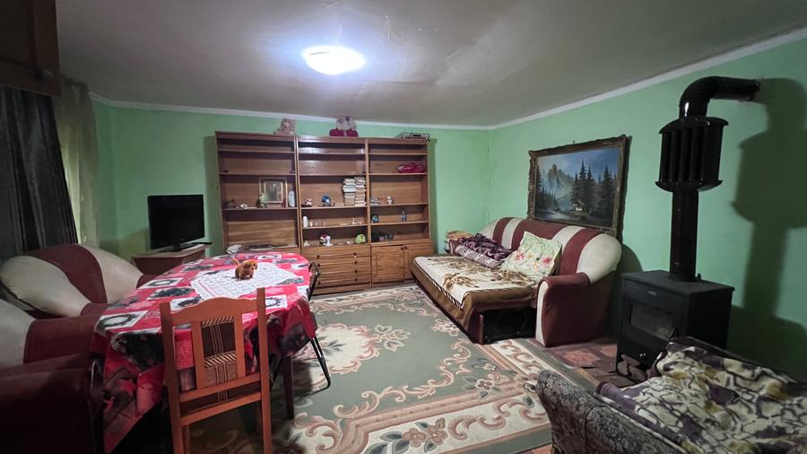 Casă individuală cu 4 camere cu Teren 2921 Mp în Olteni