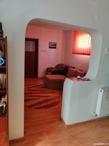 Casă cu 4 camere cu Teren 720 Mp în Oltenița