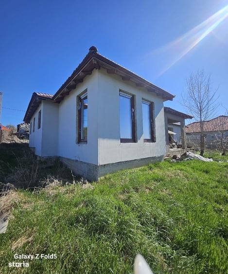 Casă cu 4 camere în Central