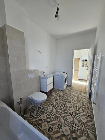 Apartament cu 2 camere decomandat în Giarmata