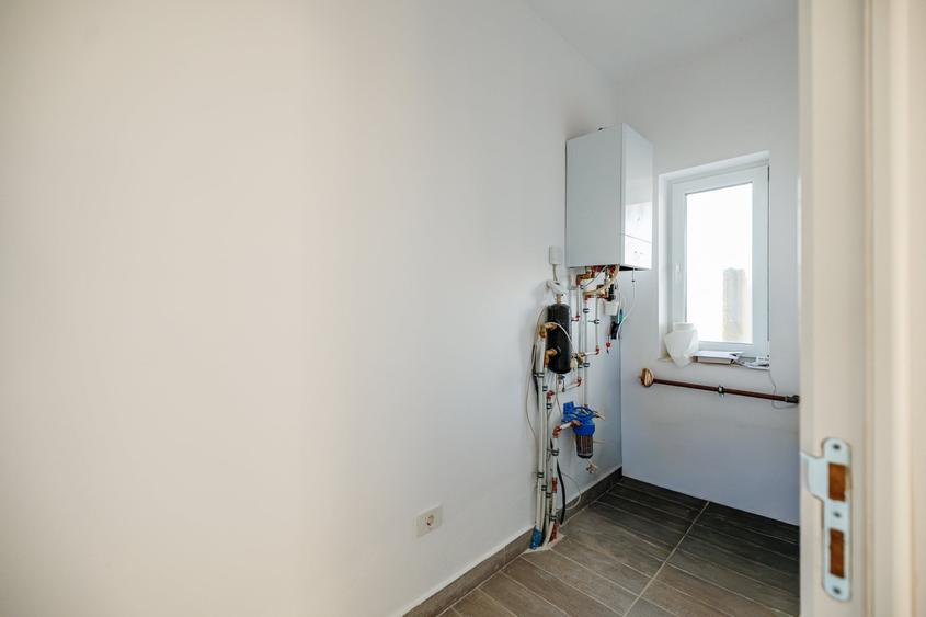 Casă individuală cu 5 camere cu Teren 313 Mp în Săcălaz